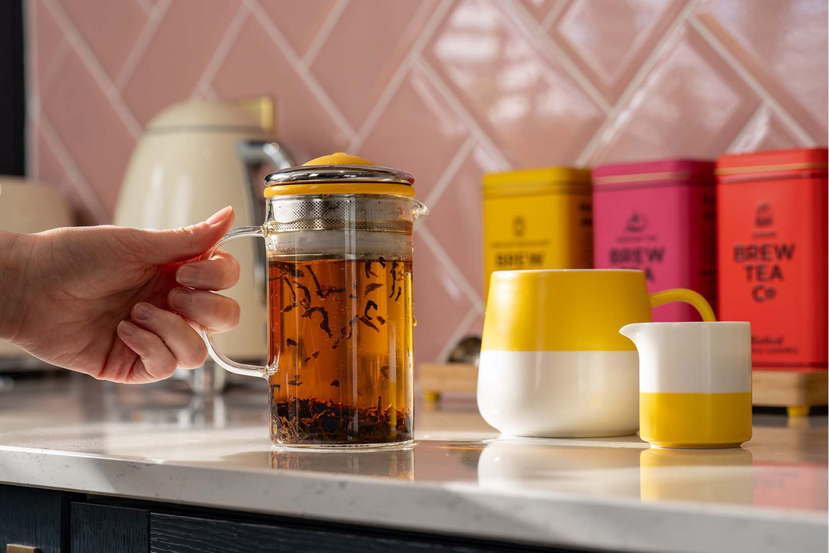 Brewing tea should be simple and satisfying - no mess, no faff, no need for a strainer. For a cracking cup of tea every time.
